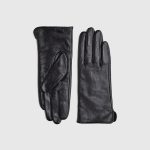 Leather gloves